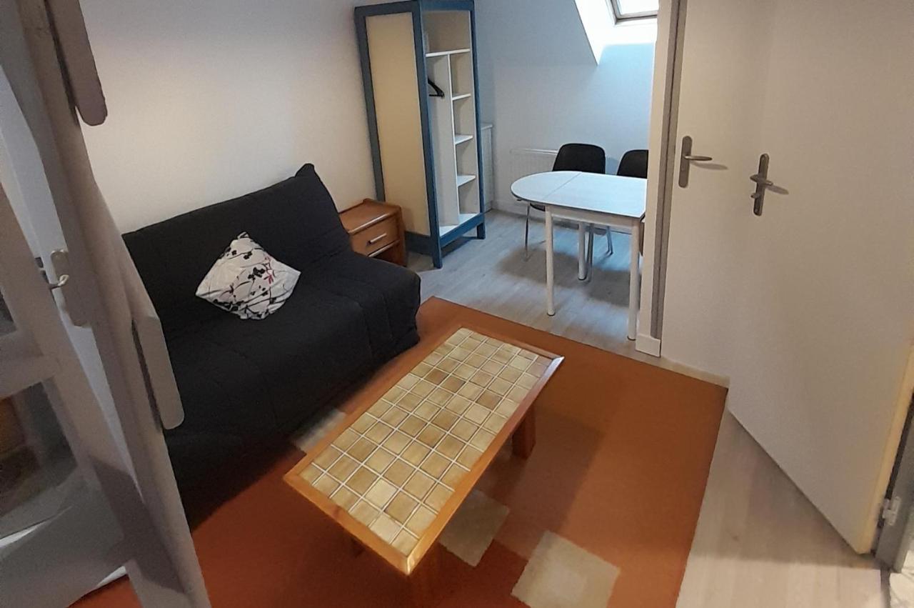 17, Face A La Gare Apartment Lannion Bagian luar foto