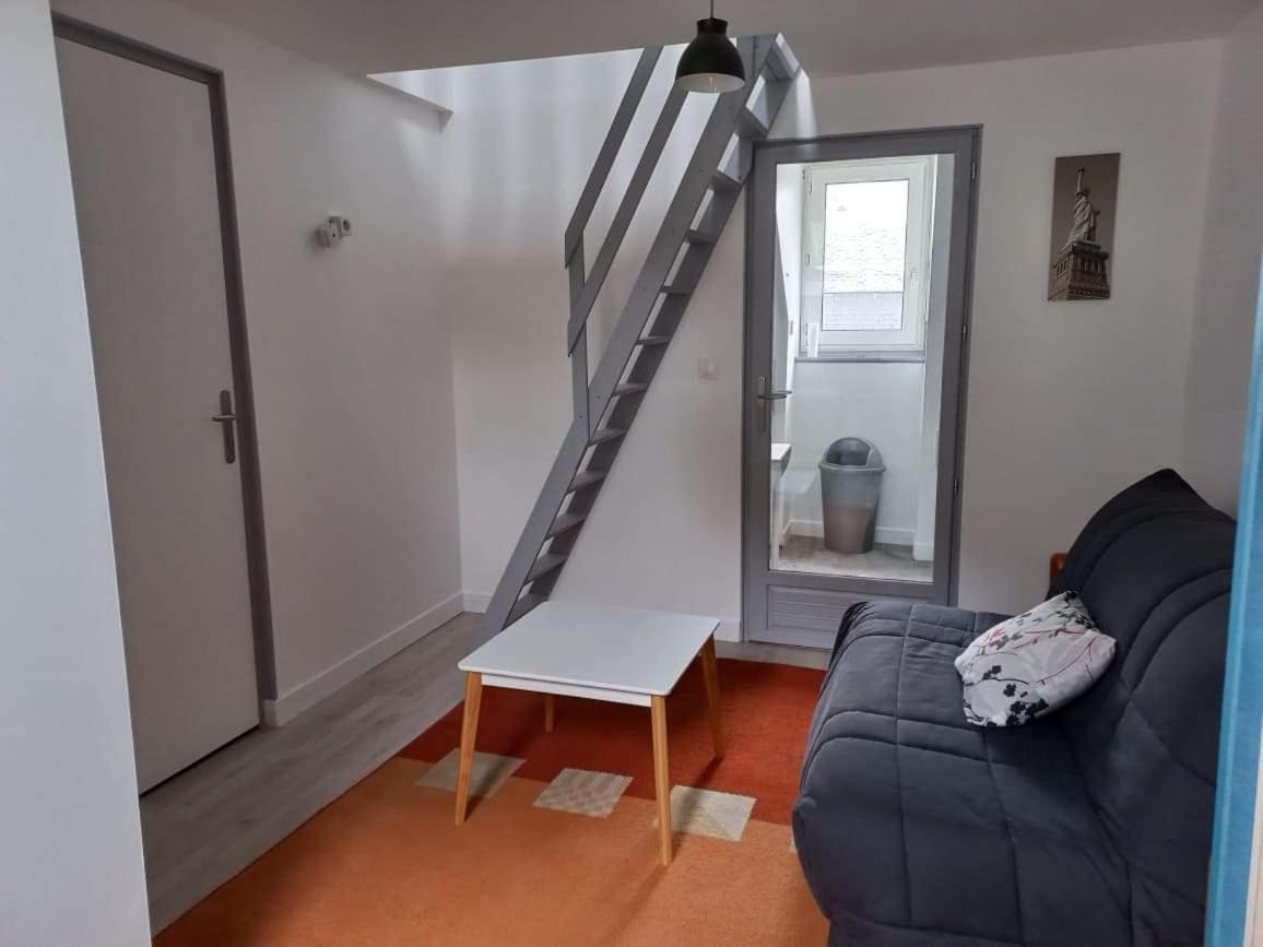 17, Face A La Gare Apartment Lannion Bagian luar foto
